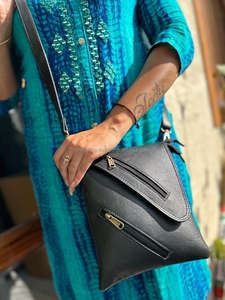 Bolsos de mano con estilo de cuero auténtico de grano completo hechos a mano, bolsos de lujo Unisex, gran oferta para uso de mujeres - Product Image 3