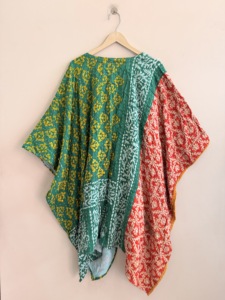 Lote al por mayor de blusas hechas a mano estilo Kantha Boho de corte asimétrico para mujer - Product Image 2