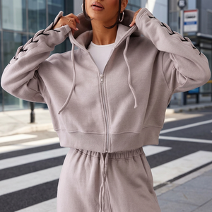 Ensemble de survêtement décontracté pour femme, sweat-shirt à capuche zippé gris clair, manches à lacets, en molleton - Product Image 3