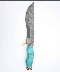 Cuchillo recurvo premium de hoja de damasco para camping, herramienta utilitaria de alta resistencia con mango de piedra turquesa y latón grabado. - Product Image 6