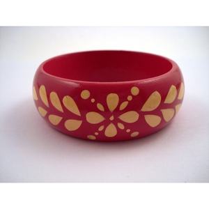 Ensemble de bracelets en bois faits à la main pour femmes, bijoux ethniques traditionnels pour tous les jours et les occasions spéciales, accessoires peints - Product Image 1