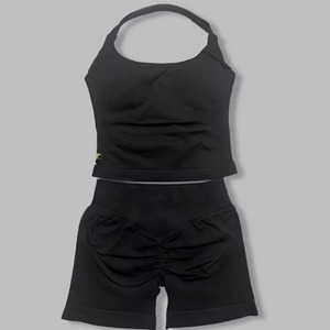 Ensemble short et crop top dos nu noir pour femme, taille mi-haute, sans couture, en spandex et polyester, tenue de sport unie sans manches - Product Image 1