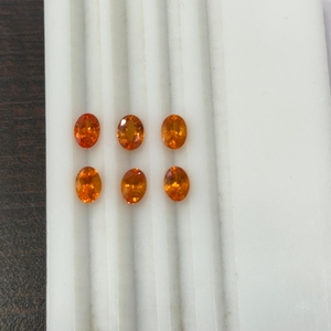 Granat naturel Fanta, taille ovale, 1 carat, granat mandarin calibré, pierre précieuse orange lâche, qualité joaillerie fine de Madagascar, vente en gros - Product Image 1
