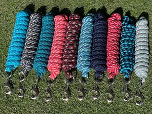 เชือกถักโพลีเอสเตอร์ที่ทนทานพร้อมด้ามจับที่อ่อนนุ่มและฮาร์ดแวร์ที่แข็งแรงจัดการง่าย-LR-102โลกของม้าเซนสำหรับเจ้าของม้า - Product Image 2