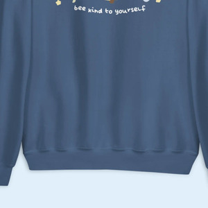 เสื้อสเวตเชิ้ตผ้าฝ้าย 100% เนื้อนุ่ม น้ำหนักเบา ทนทาน ระบายอากาศได้ดี เป็นมิตรกับสิ่งแวดล้อม ออกแบบมาเพื่อความสบายในชีวิตประจำวันและสไตล์ลำลอง - Product Image 3