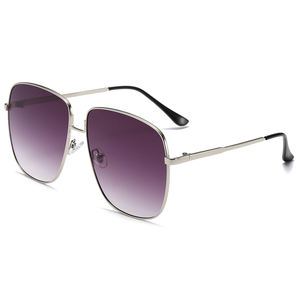 Nouvelles Lunettes de Soleil Carrées Métalliques Vintage Tendance 2026 pour Femmes et Hommes avec Protection UV - Product Image 4