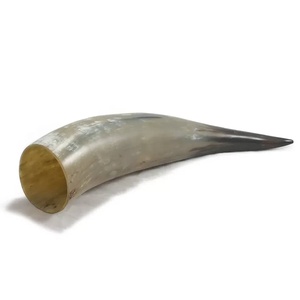 Cuerno de Búfalo Hecho a Mano para Beber, Forma Natural, Material Orgánico Pulido, Vajilla Medieval para Decoración del Hogar - Product Image 1
