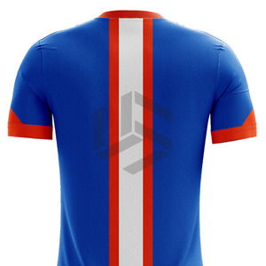 Ensemble de maillots de football au design tendance pour hommes, uniforme de football de qualité supérieure, vente en gros, design unique - Product Image 5