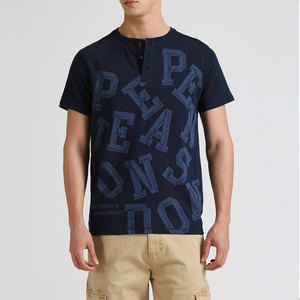 Ensemble T-shirt et short anti-rides pour homme de qualité supérieure, dernier design, respirant, vêtements de sport décontractés pour l'été, logo/couleur personnalisés - Product Image 1