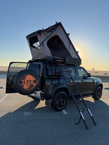 Nuevo Land Rover Defender 110 S TRAK Edition SE 2023 con volante a la izquierda y a la derecha - Product Image 6