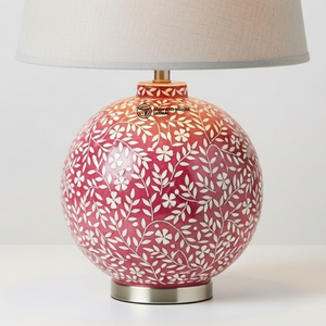 Lampe de table artisanale avec incrustation florale rose |   Éclairage décoratif design pour la maison - Product Image 4