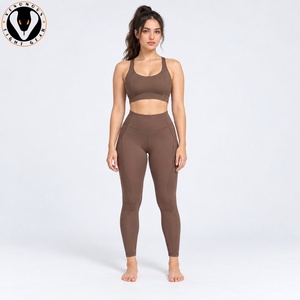 Conjunto de yoga profesional para mujer, tela elástica transpirable, ajuste cómodo para yoga, gimnasio, entrenamiento y fitness - Product Image 1