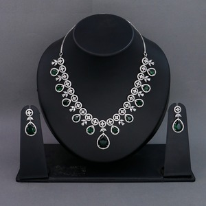 Luxury Women's Classic Zircon <b>Jewelry</b> <b>Set</b> Including Necklace for <b>Indian</b> Bridal Wedding Party Engagement Anniversary - Product Image 2