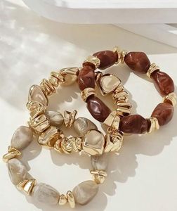 Pulsera de Resina Hecha a Mano de Primera Calidad con Expresión Artística Contemporánea, Accesorio Elegante para la Muñeca para Entusiastas de la Moda - Product Image 2