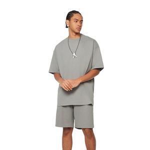 Conjunto de Dos Piezas Personalizado con Logotipo, Camiseta y Pantalones Cortos para Hombre, Conjunto Deportivo de Algodón de Secado Rápido - Product Image 1