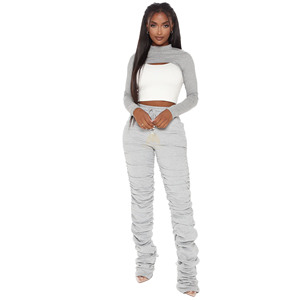 Pantalones de chándal de felpa francesa de algodón grueso, personalizados para mujer, con logo impreso en relieve, de fabricante. - Product Image 3