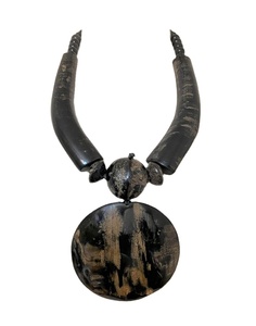 Collier en corne pour bohème Mode tendance pour mariages, fêtes et fiançailles Fait main en Inde - Product Image 1