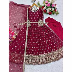 Vestido de Fiesta con Bordado de Georgette y Lentejuelas con Pantalón y Dupatta en Color Granate - Product Image 2