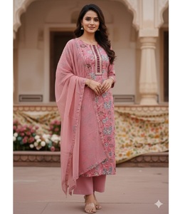 Tenue ethnique indienne en rayonne slub, prêt-à-porter, ensemble Salwar Kameez avec motifs imprimés, pour les fêtes et les occasions décontractées. - Product Image 1