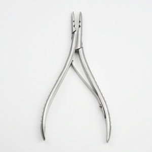 BEST ELECTRO SURGICAL Pince de retrait d'anneaux couleur or ultime, outils de pose d'extensions capillaires à maintien robuste pour usage commercial, en acier inoxydable - Product Image 4