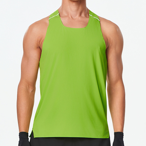 Débardeur de sport réfléchissant respirant à séchage rapide pour homme, 100 % polyester, avec logo frontal, idéal pour l'entraînement et la gym - Product Image 1