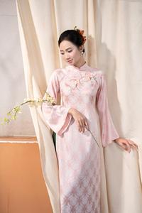 Vestido Ao Dai Vietnamita de Alta Calidad con Detalle de Borlas Bordadas con Flores de Cerezo, Diseño Tradicional de 2 Paneles KAD31 - Product Image 3