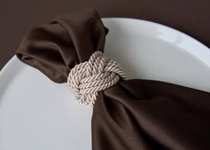 Anneaux de serviette beiges |   Mélange de coton |   Décoration de table élégante et classique - Product Image 3