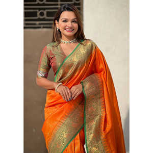 Sari Patola en tissu pur orange Elite Weaves, tissé Zari, avec des tissages contrastés pour robes de cocktail - Product Image 2