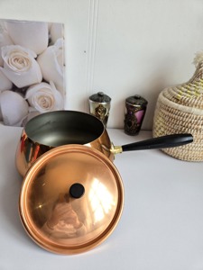 Industry Trending Hammered Copper Soup Pot with Lid Single Handle Heat Resistant for Gas and Induction Cooker - Product Image 4