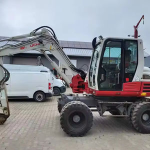 Excavadora Amarilla Usada de Trabajo Pesado con Tren de Rodaje de Acero y Brazo Reforzado para Demoliciones y Excavaciones en Sitios Industriales - Product Image 1