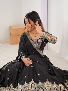 Ensemble Lehenga Choli brodé noir pour femmes, robe traditionnelle indienne, tenue de fête de mariage longue jusqu'au sol - Product Image 2