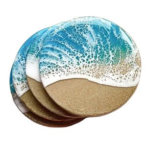 Ensemble de sous-verres époxy en résine faite à la main écologique de haute qualité carré et rond décoratif maison avec effet océan pour les promotions - Product Image 1