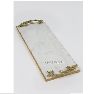Bandeja Decorativa de Mármol Blanco de Lujo con Asas Doradas para Decoración Navideña, Bandeja Rectangular de Mármol con Bordes Dorados - Product Image 6