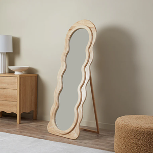 Espejo de cuerpo entero moderno con marco de madera oscura en forma de arco, espejo decorativo de pie para vestidor, disponible a precios de mayorista. - Product Image 2