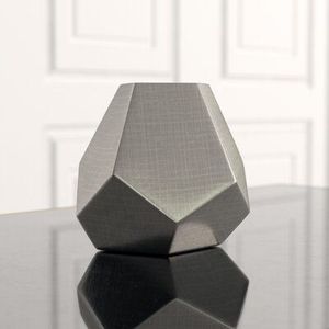 Florero de Metal Hecho a Mano, Artesanal, Decorativo Único, Adorno para el Hogar, Estilo Interior, Acabado Elegante, Diseño Duradero - Product Image 2