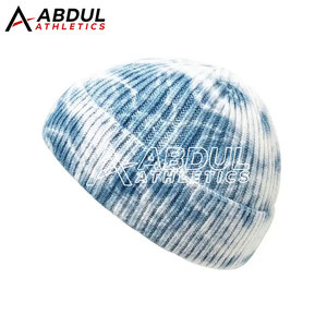 Gorro unisex de jacquard, elegante, cálido, de punto, ajuste flexible, ideal para correr, hacer senderismo y condiciones climáticas frías. - Product Image 6