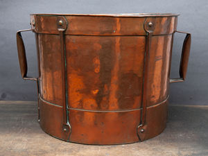 Grande cuve à boissons en cuivre martelé, seau à glace antique, refroidisseur à vin avec sangles rivetées, bassin à glace en métal rustique pour les fêtes - Product Image 5