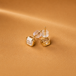 Boucles d'oreilles minimalistes hexagonales en diamant de laboratoire taille Asscher 1 carat, monture griffe en or massif 14K, qualité VVS-VS, personnalisables - Product Image 2