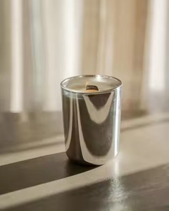 Portavelas Votivo de Metal Dorado Contemporáneo para Bodas, Navidad, Hogar y Decoraciones Festivas - Hecho a Mano y Ecológico - Product Image 2