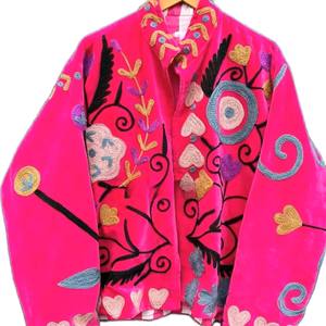 Chaqueta Bomber Estilo Vintage Hecha a Mano y Ecológica, Tejida, Transpirable, Bordada con Diseño Floral Indio, 100% Algodón y Nailon - Product Image 3