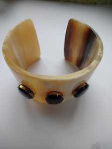 Bracelets manchette en corne de vache, motif animal moderne, bracelets chrétiens unisexes, bijoux couleur naturelle - Product Image 2
