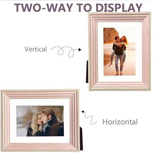 Cadre photo rectangulaire vertical en bois massif moderne, fait main, à poser sur table ou à accrocher au mur, avec design Jardin Botanique - Product Image 2