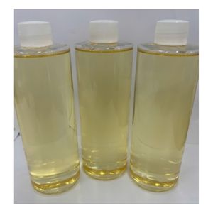 Aceite de Coco Crudo al por Mayor, Productor de Aceite de Coco en Vietnam para los Mercados Industrial, Alimentario, Cosmético y de Fabricación de Jabón - Product Image 2