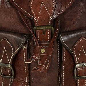 Biyadina Mochila impermeable de cuero genuino marrón oscuro hecha a mano con cierre de cremallera estilo Vintage Premium exudando atemporal - Product Image 4