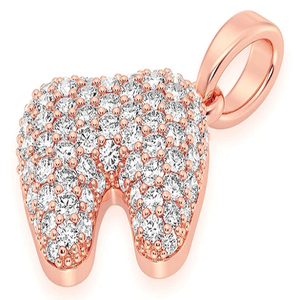 Pendentif en alliage plaqué rhodium en forme de dent mignonne avec sertissage pavé de cristaux, cadeau unisexe - Product Image 3