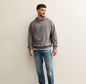 Sudadera con capucha gris para hombre, corte regular, color sólido, tejida, informal, con bolsillo frontal, para otoño. - Product Image 1
