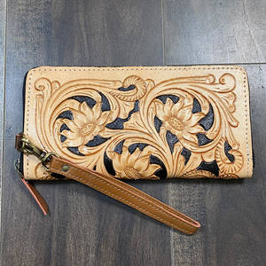 Cartera de Cuero Genuino Hecha a Mano de Primera Calidad con Diseño Floral, Estilo Occidental, con Cierre y Espacio para Tarjetas de Crédito - Product Image 3