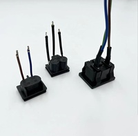 Prise AC LITE à 3 broches IEC320 C14, connecteur d'alimentation pour PCB, soudage/fixation par vis, 250V 10A, noir, conforme RoHS