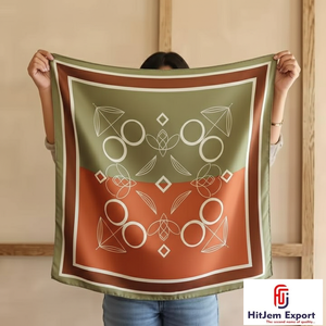 ผ้าพันคอออกแบบพิเศษสั่งทำได้ พิมพ์ลายพรีเมียม ให้ความรู้สึกเหมือนผ้าไหม แฟชั่นฮิญาบ ผ้าคลุมศีรษะ ผ้าพันคอสี่เหลี่ยม คอลเลคชั่นขายส่ง - Product Image 6