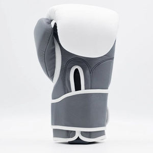Gants de boxe en cuir de qualité supérieure en gros, avec logo personnalisé, pour hommes, pour entraînement au sac de frappe et sparring, équipement de boxe - Product Image 4